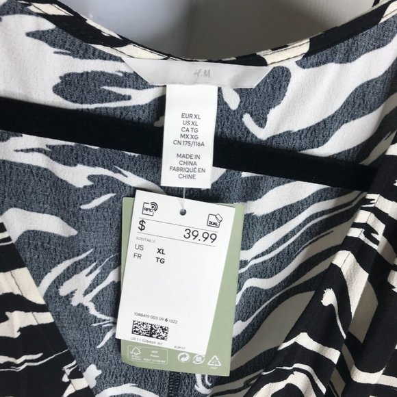 NWT H&M Women's Animal Print Dress Black/White ~ Size XL - Picture 7 of 7